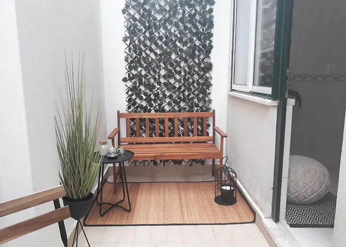 Apartamento Nas Olaias A 5 Minutos Da Faculdade Isel E Ist