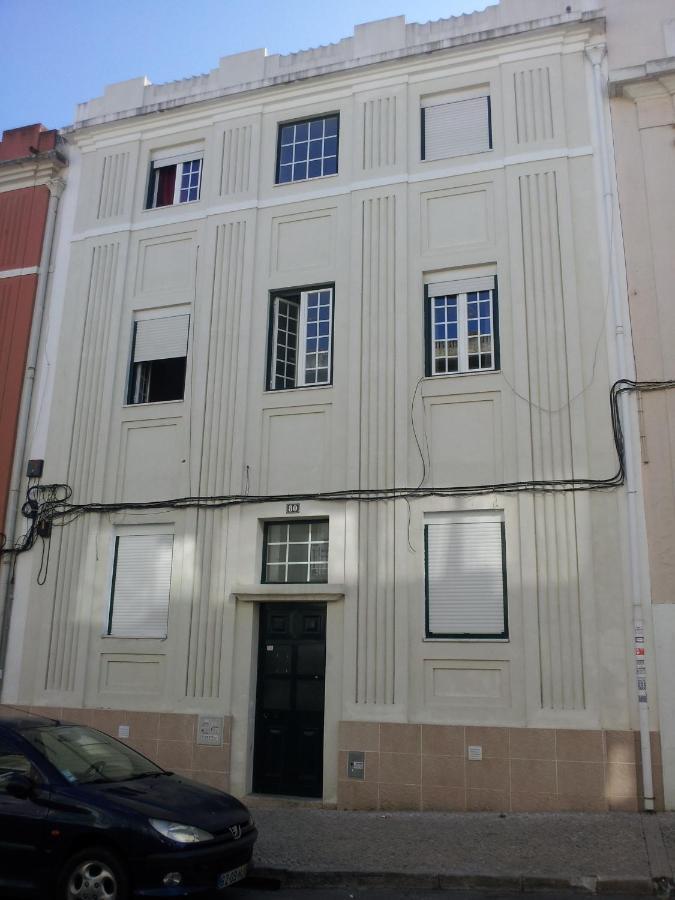 Apartamento Nas Olaias A 5 Minutos Da Faculdade Isel E Ist *